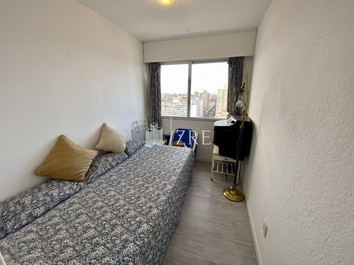 Apartamento ID.349 - Venta Apartamento 3 dormitorios en península Punta del Este 