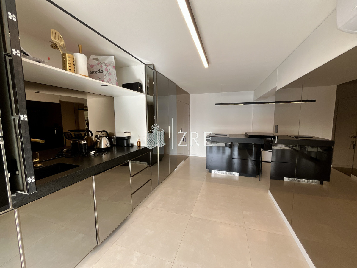 Apartamento ID.668 - Venta apartamento 4 dormitorios. Playa brava, Punta del Este 