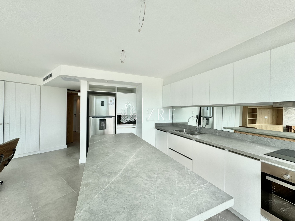 Apartamento ID.805 - Venta apartamento  2 Dormitorios + Servicio.