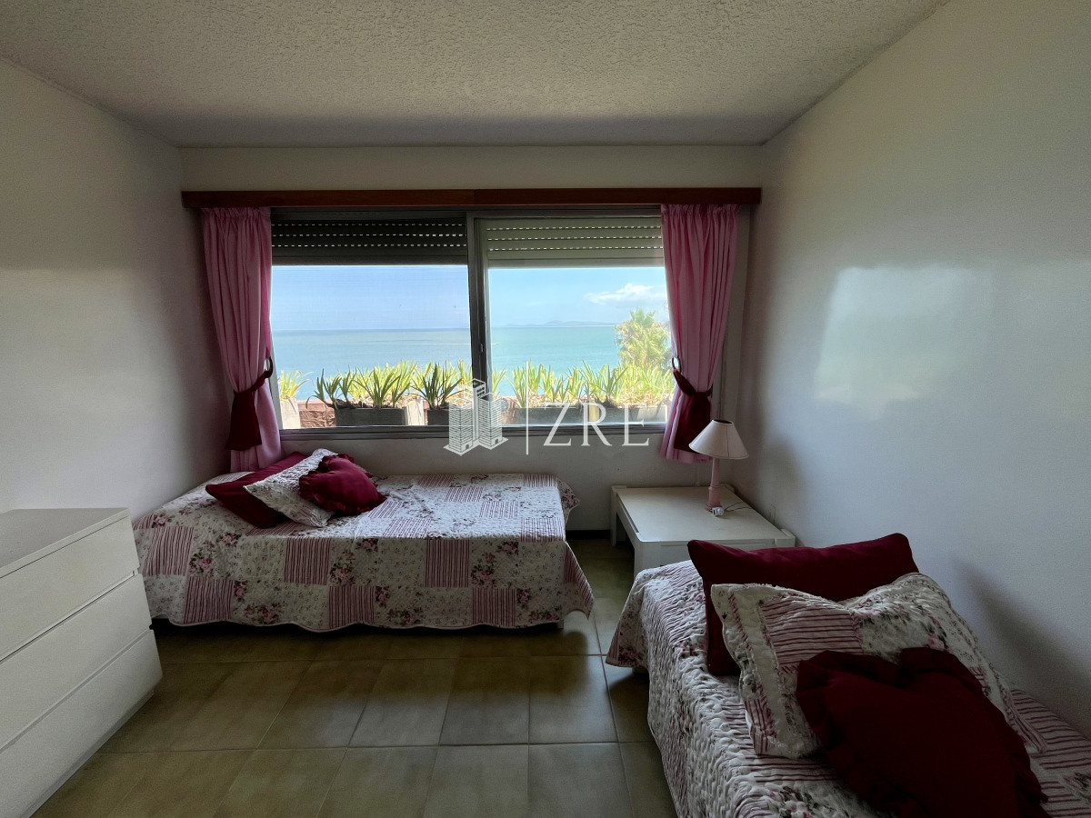 Apartamento ID.685 - Venta Apartamento en venta 3 dormitorios y dependencia en Punta Ballena