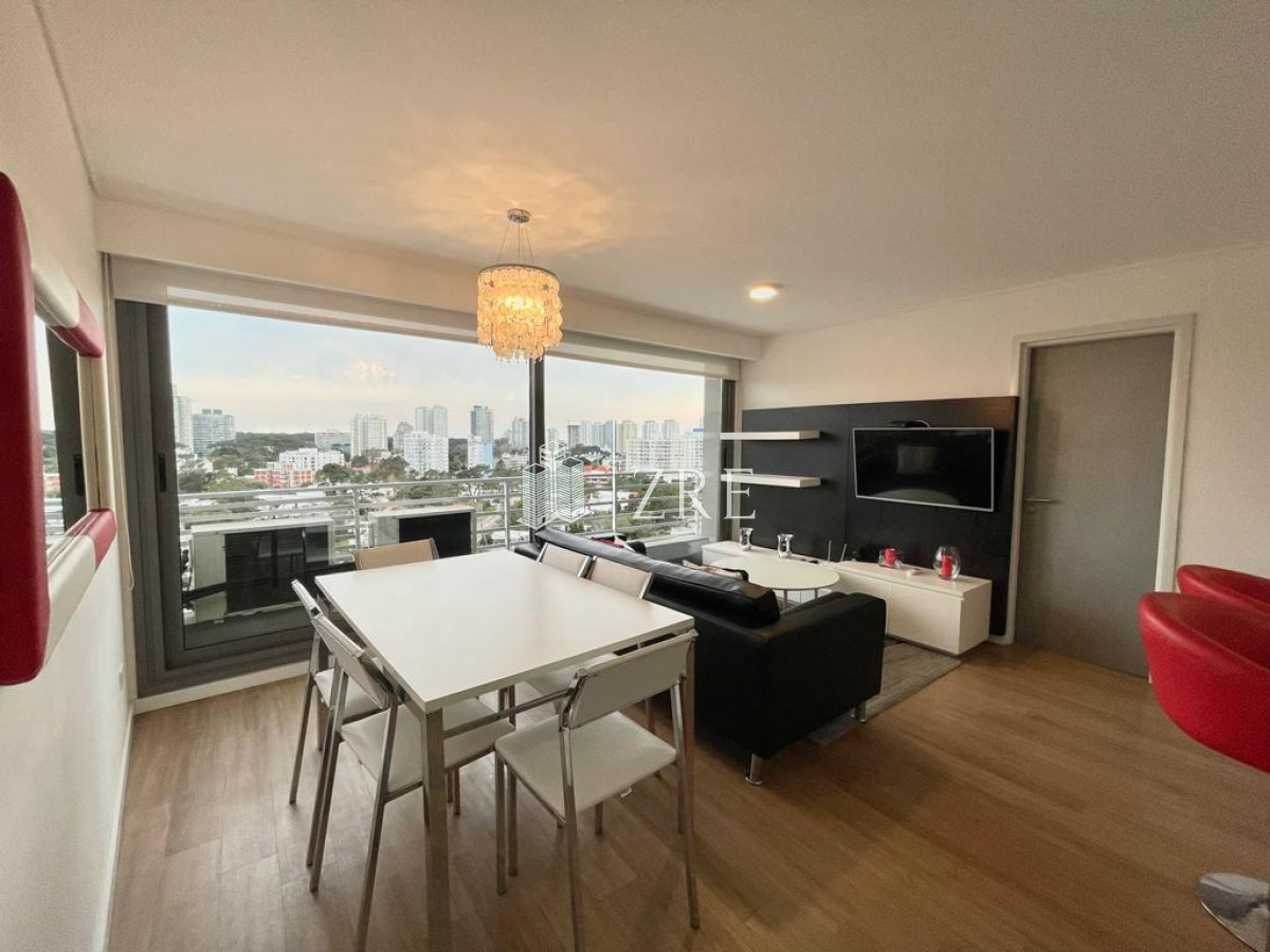 Apartamento ID.194 - Venta apartamento - 2 dormitorios. Playa mansa Punta del Este 