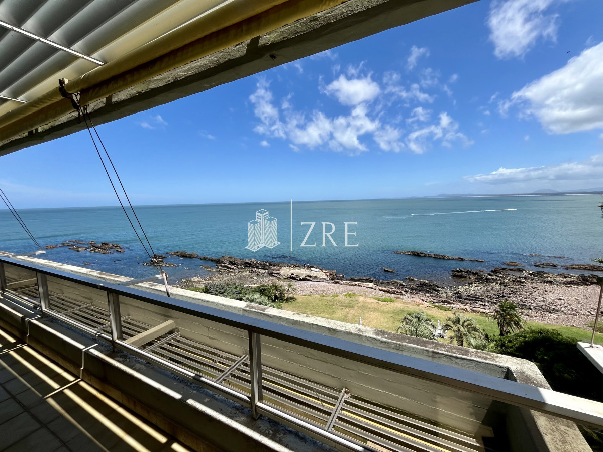 Apartamento ID.685 - Venta Apartamento en venta 3 dormitorios y dependencia en Punta Ballena