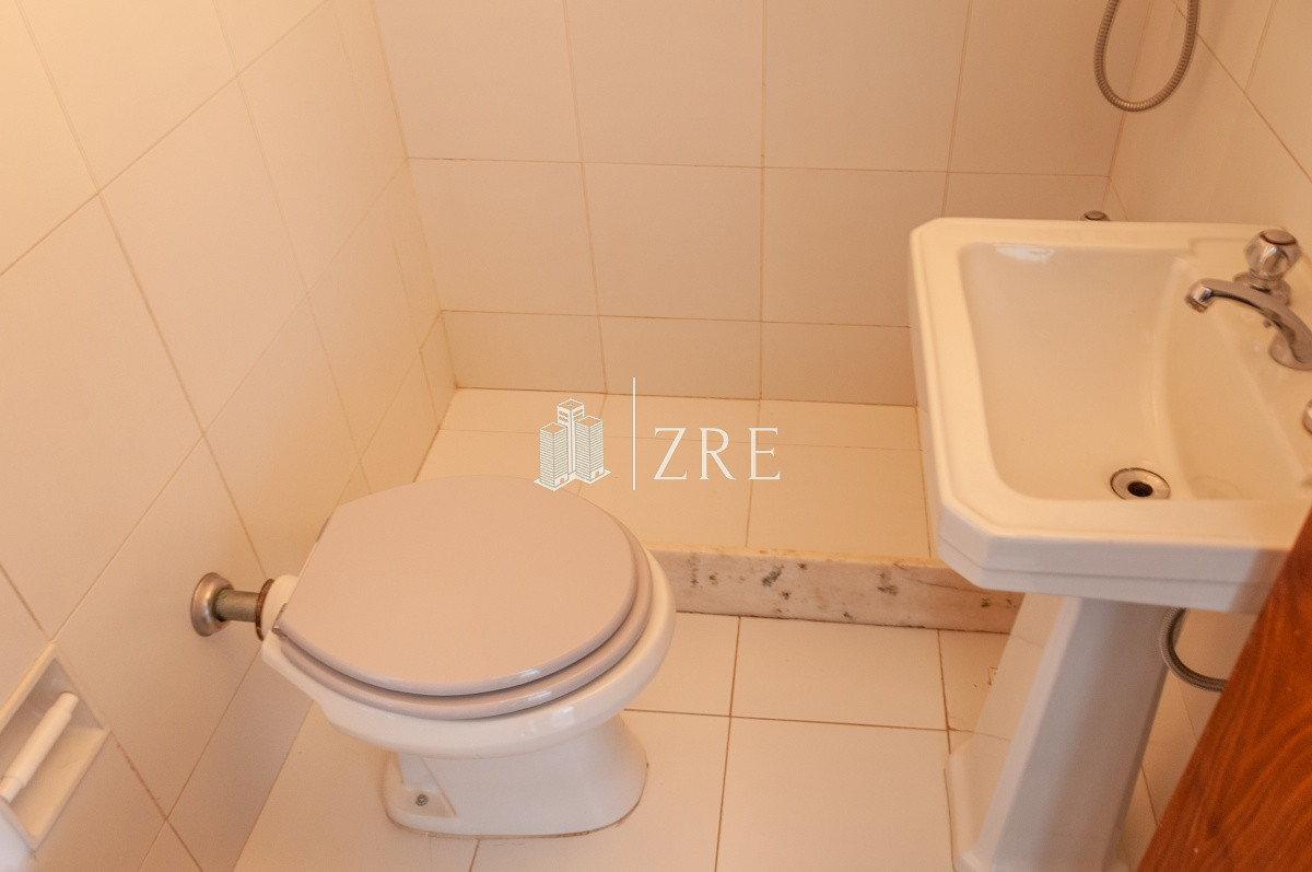 Apartamento ID.338 - Primera fila Playa Mansa, semipiso en Malecon.