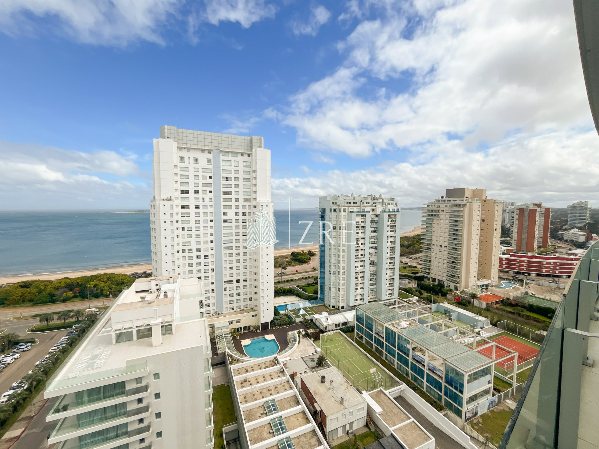 Apartamento ID.931 - Alquiler temporal, apartamento 2 dormitorios. Playa mansa, Punta del Este. 