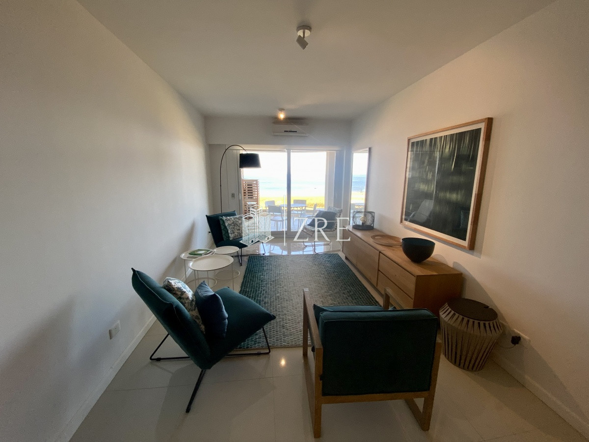 Apartamento ID.352 - Venta apartamento 2 dormitorios playa mansa Punta del Este 