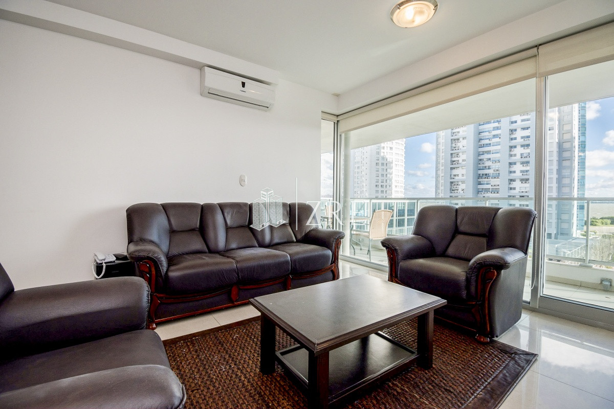 Apartamento ID.792 - Venta apartamento - 2 Dormitorios + Parrillero. Playa Mansa, Punta Del Este 