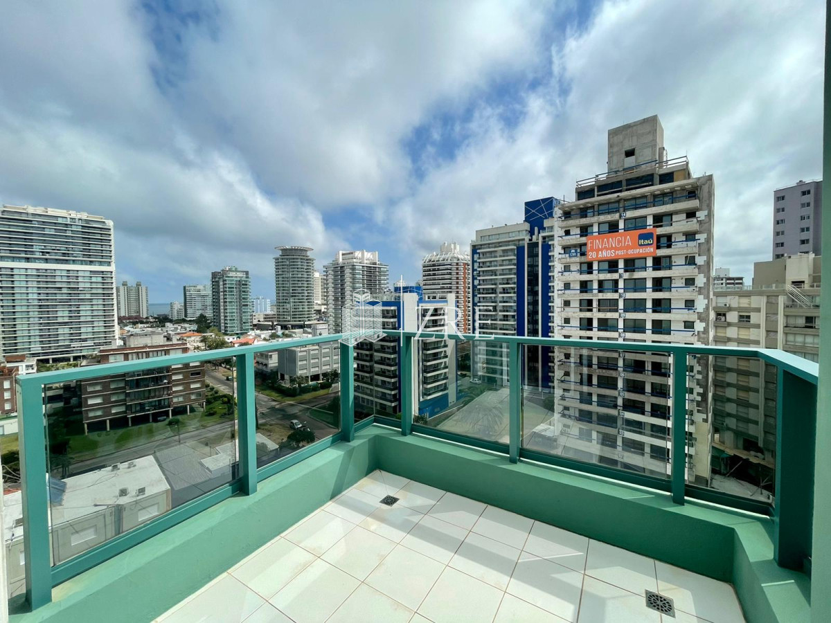 Apartamento ID.491 - Venta penthouse en primera linea de la Brava!