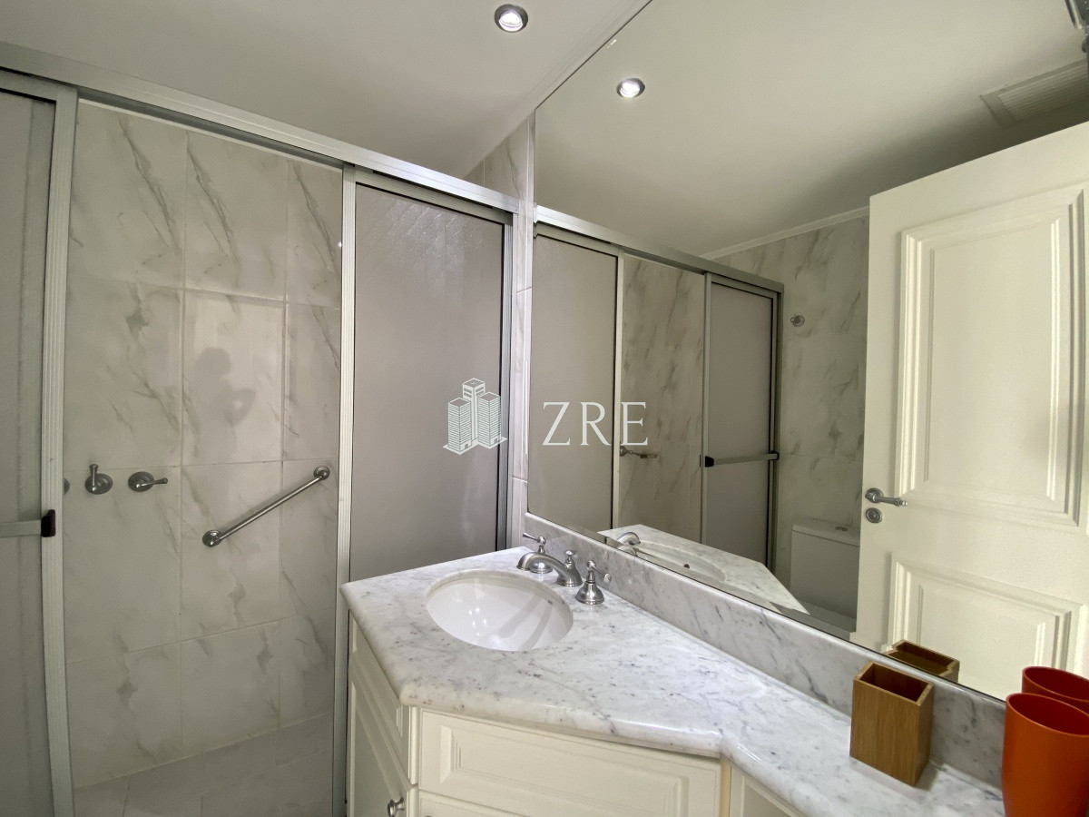 Apartamento ID.379 - Venta apartamento 3 dormitorios. Playa mansa, Punta del Este