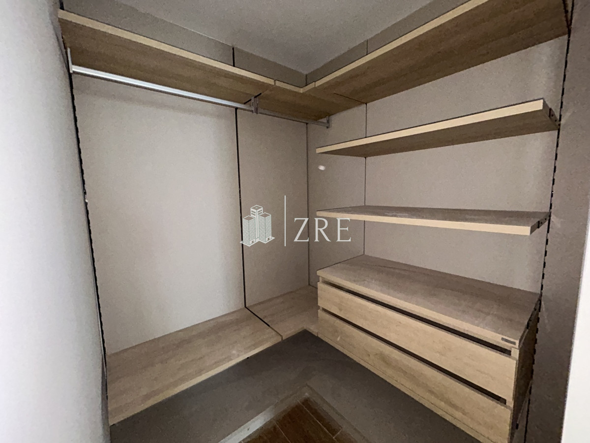 Apartamento ID.105 - Venta apartamento Punta del Este con espectacular vista al mar. 4 dormitorios