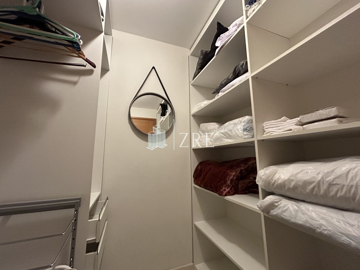 Apartamento ID.736 - Venta apartamento Punta del Este en Playa Mansa con vista al mar. 2 dormitorios