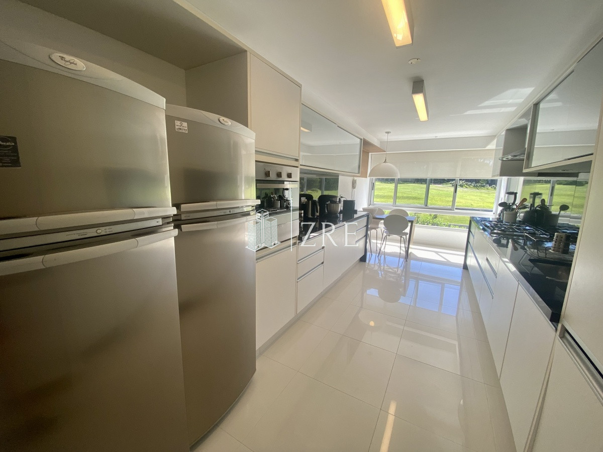 Apartamento ID.256 - Venta apartamento frente al mar 3 dormitorios