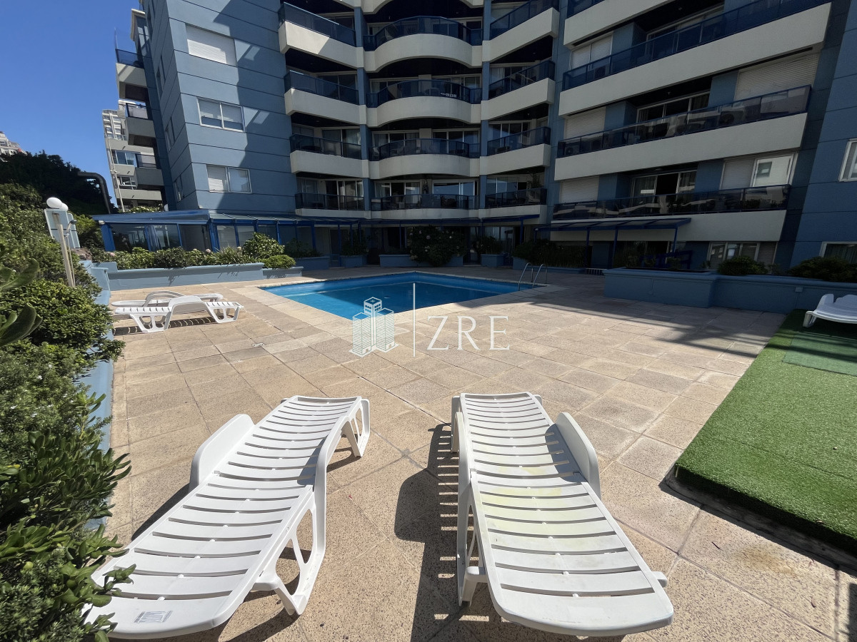 Apartamento ID.704 - Venta apartamento en Plena Península De Punta Del Este