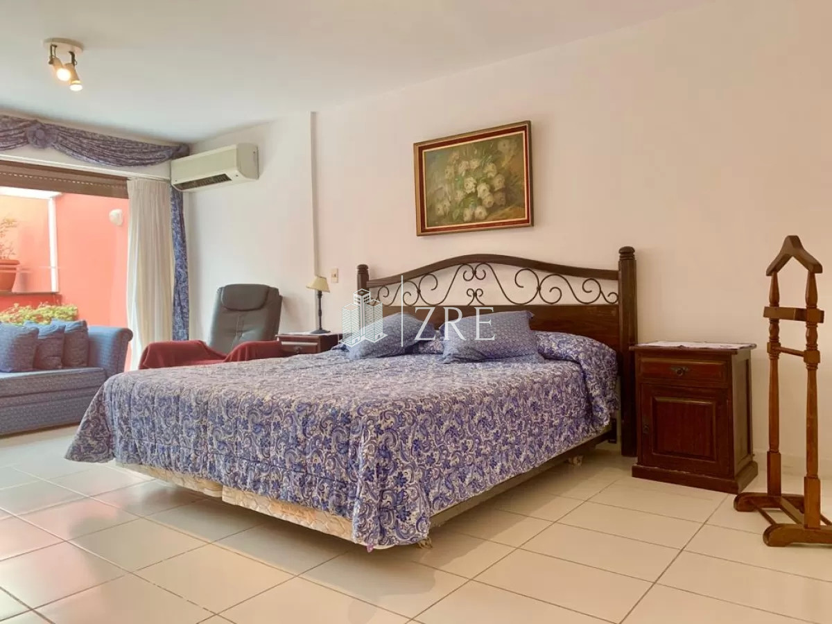 Apartamento ID.297 - Venta apartamento 4 dormitorios  Punta del Este