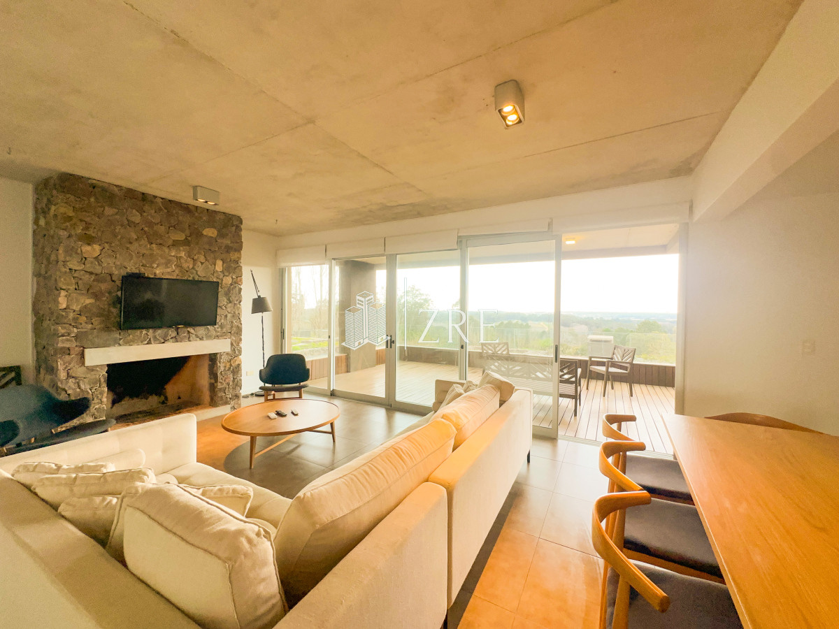 Apartamento ID.574 - Venta Apartamento Punta Ballena, Punta del este 