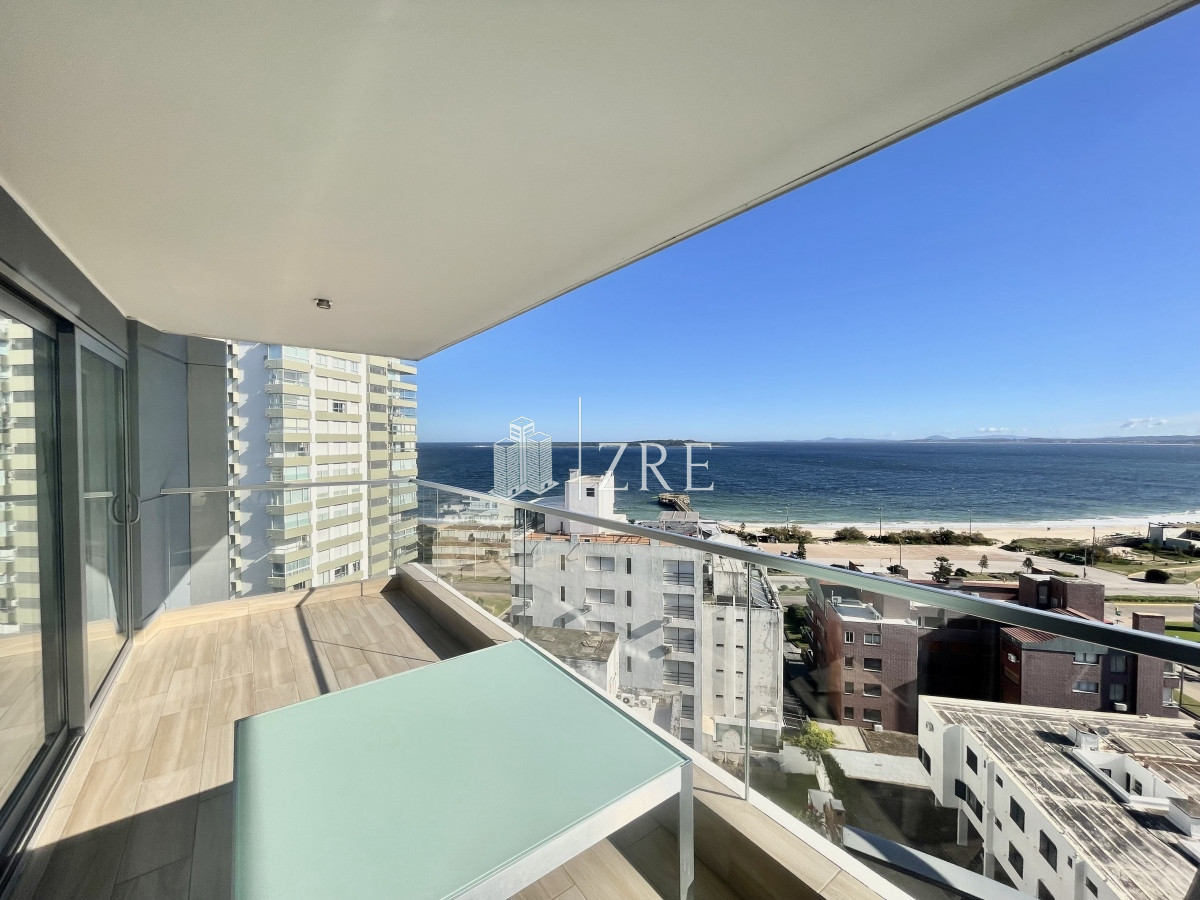 Apartamento ID.225 - Venta Departamento - 3 dormitorios + servicio - Punta Del Este -  Playa Mansa