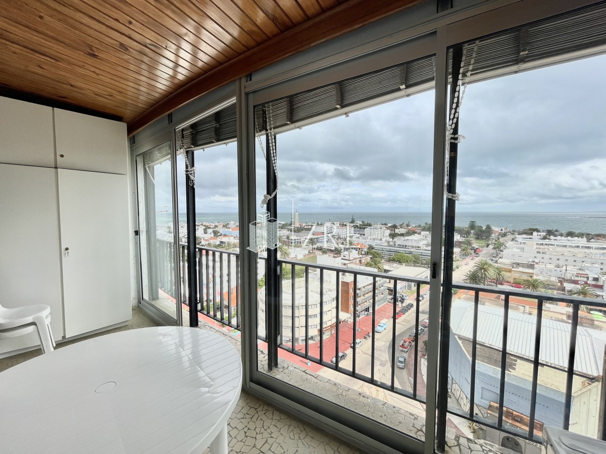 Apartamento ID.237 - Venta Departamento con espectacular vista a isla Gorriti