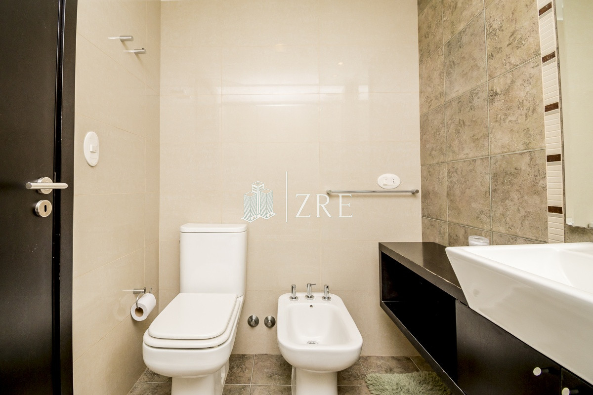 Apartamento ID.792 - Venta apartamento - 2 Dormitorios + Parrillero. Playa Mansa, Punta Del Este 