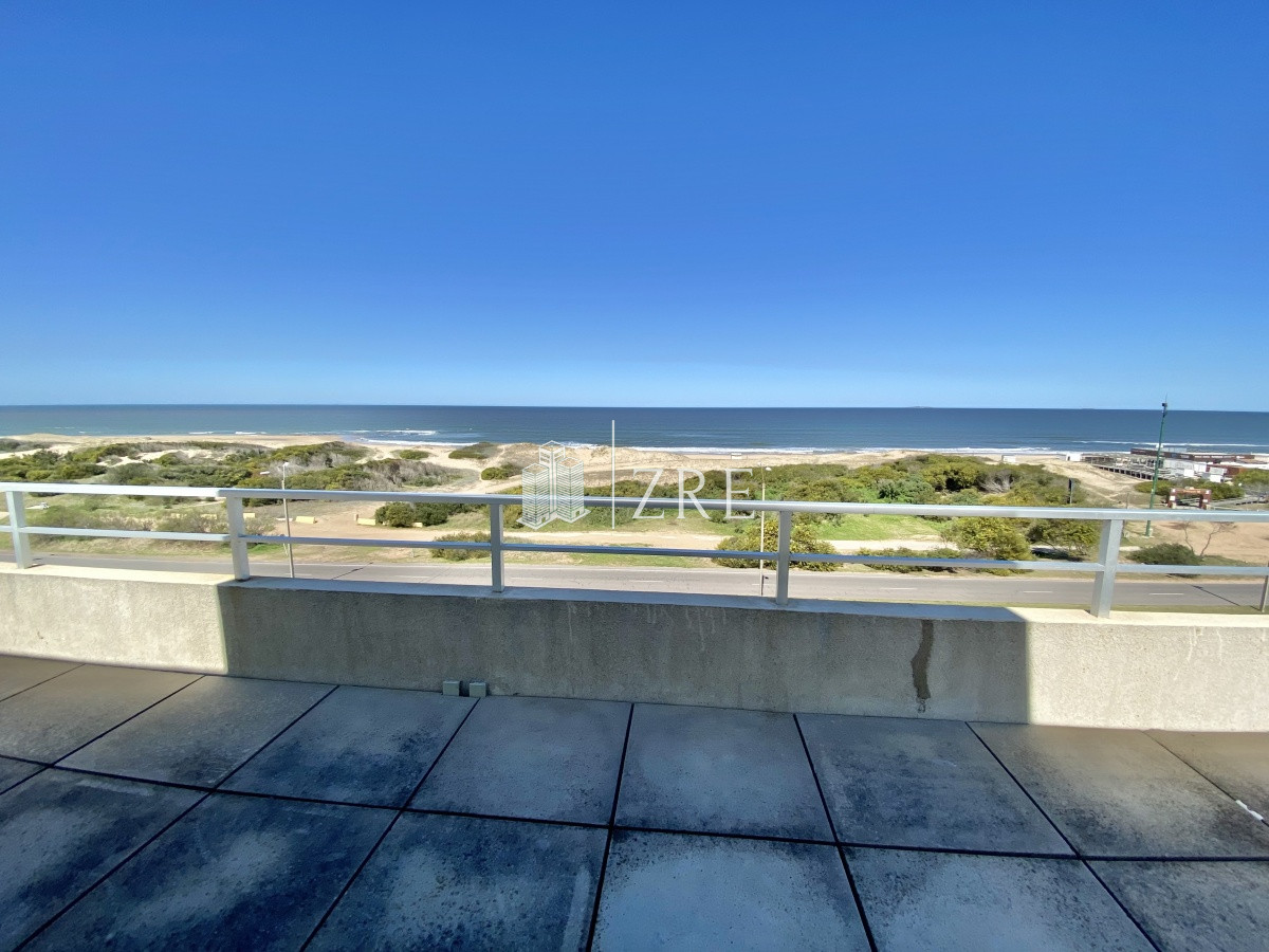 Apartamento ID.116 - Alquiler espectacular apartamento en primera linea - Punta del Este, Brava