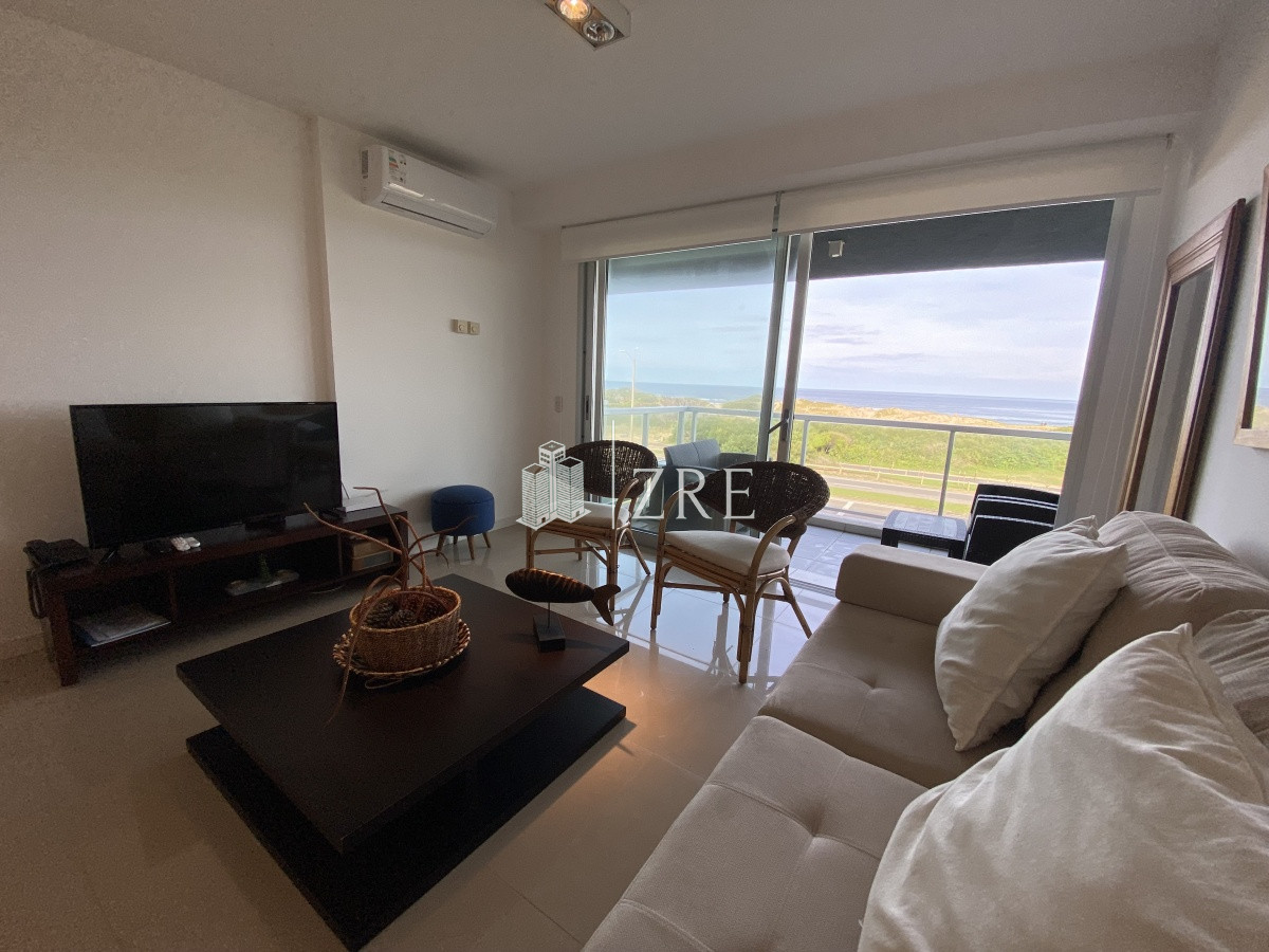 Apartamento ID.232 - Venta apartamento 3 dormitorios playa brava Punta del Este 