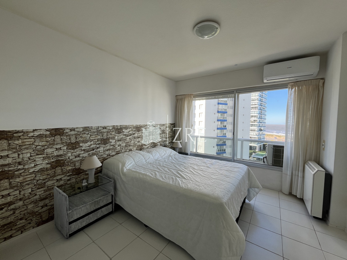 Apartamento ID.556 - Venta apartamento, Punta del Este, playa brava