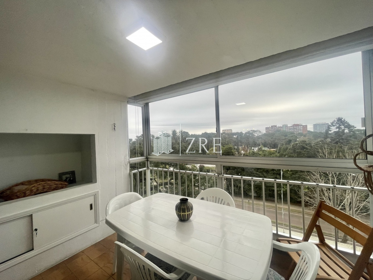 Apartamento ID.190 - Alquiler Departamento - 2 Dormitorios - Roosevelt 