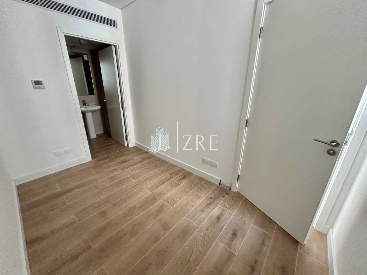 Apartamento ID.105 - Venta apartamento Punta del Este con espectacular vista al mar. 4 dormitorios