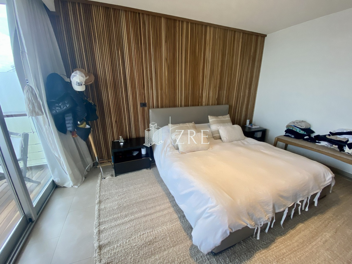 Apartamento ID.533 - Venta apartamento de 4 dormitorios Punta del Este
