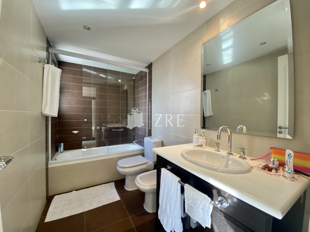 Apartamento ID.510 - Venta apartamento 3 dormitorios Imperiale I esquinero Punta del Este
