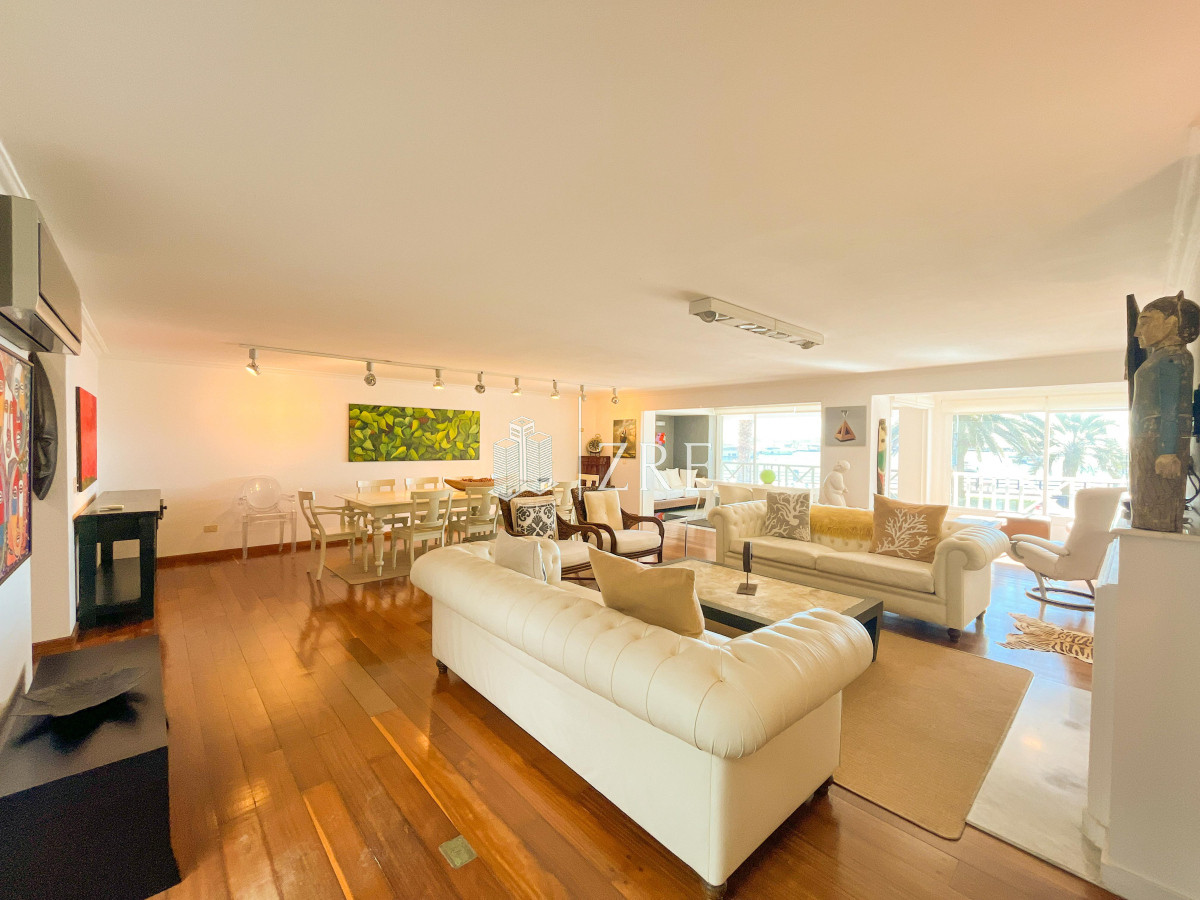 Apartamento ID.985 - Venta y alquiler apartamento en Península, Punta del Este 