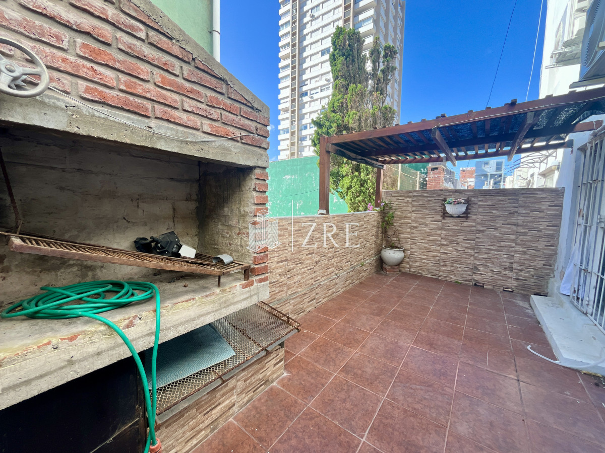 Apartamento ID.1037 - Venta apartamento 2 dormitorios. Península, Punta del Este. 