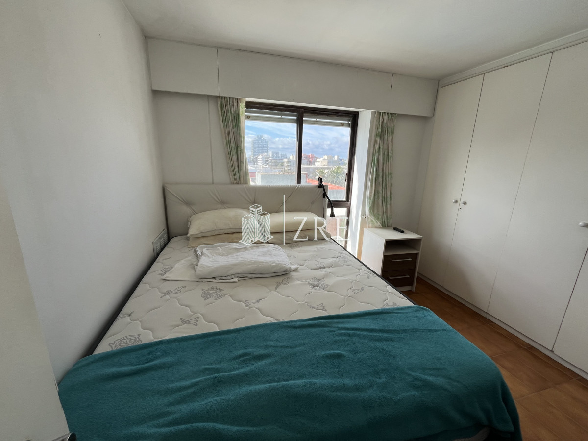 Apartamento ID.640 - Venta apartamento cuatro dormitorios, Península. Punta Del Este 