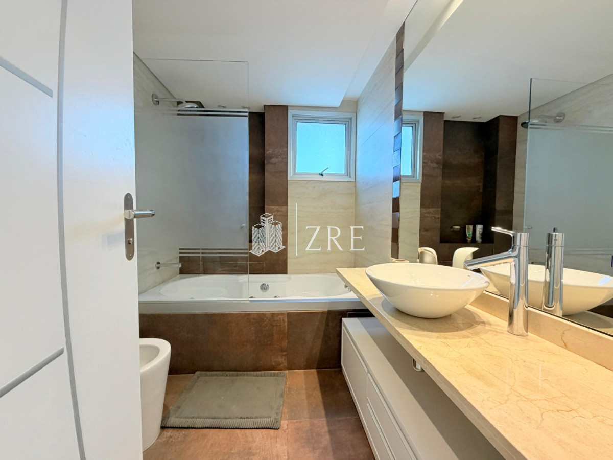 Apartamento ID.1266 - Venta apartamento 2 dormitorios en Mansa Punta del Este