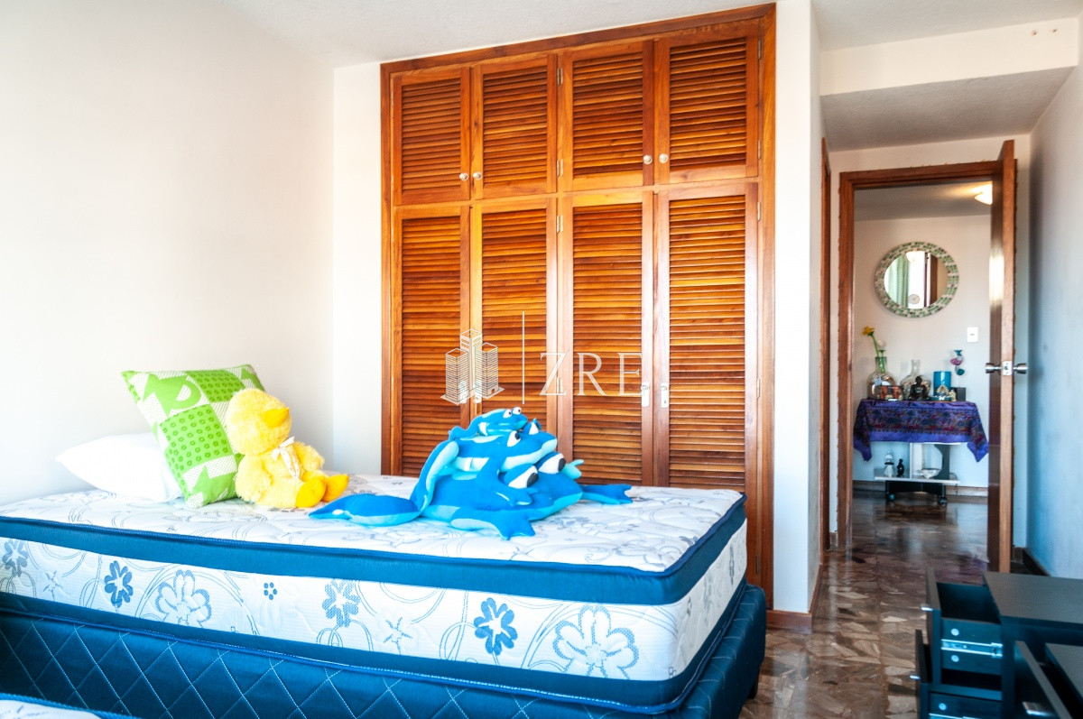 Apartamento ID.338 - Primera fila Playa Mansa, semipiso en Malecon.