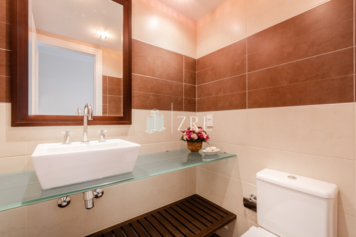 Apartamento ID.513 - Venta apartamento Imperiale II tres dormitorios y servicio playa brava Punta del Este