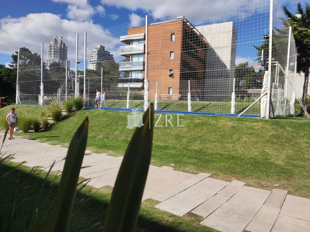 Apartamento ID.123 - Venta apartamento dos dormitorios Punta del Este
