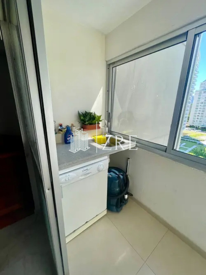 Apartamento ID.73 - Venta Apartamento 3 dormitorios y dependencia servicio