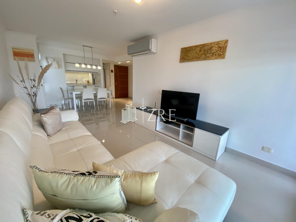 Apartamento ID.226 - Venta apartamento 2 dormitorios Punta del Este 