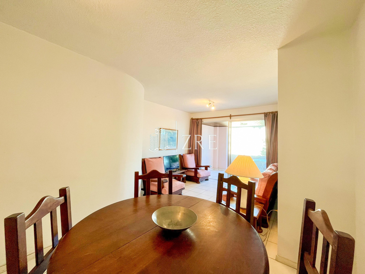 Apartamento ID.614 - Venta apartamento 3 dormitorios. Playa mansa, Punta del Este 