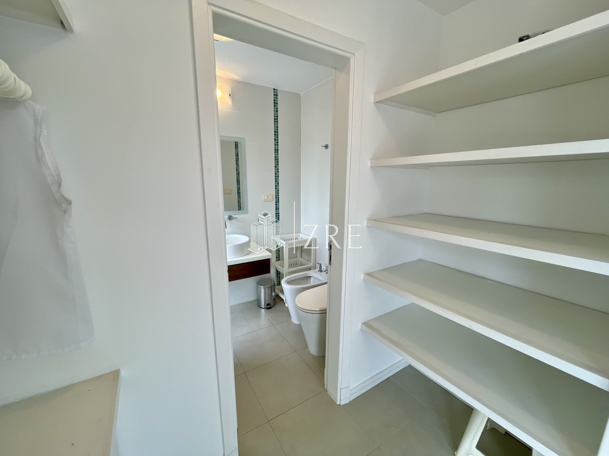 Apartamento ID.695 - Venta apartamento penthouse 3 dormitorios. Playa brava, Punta del Este 