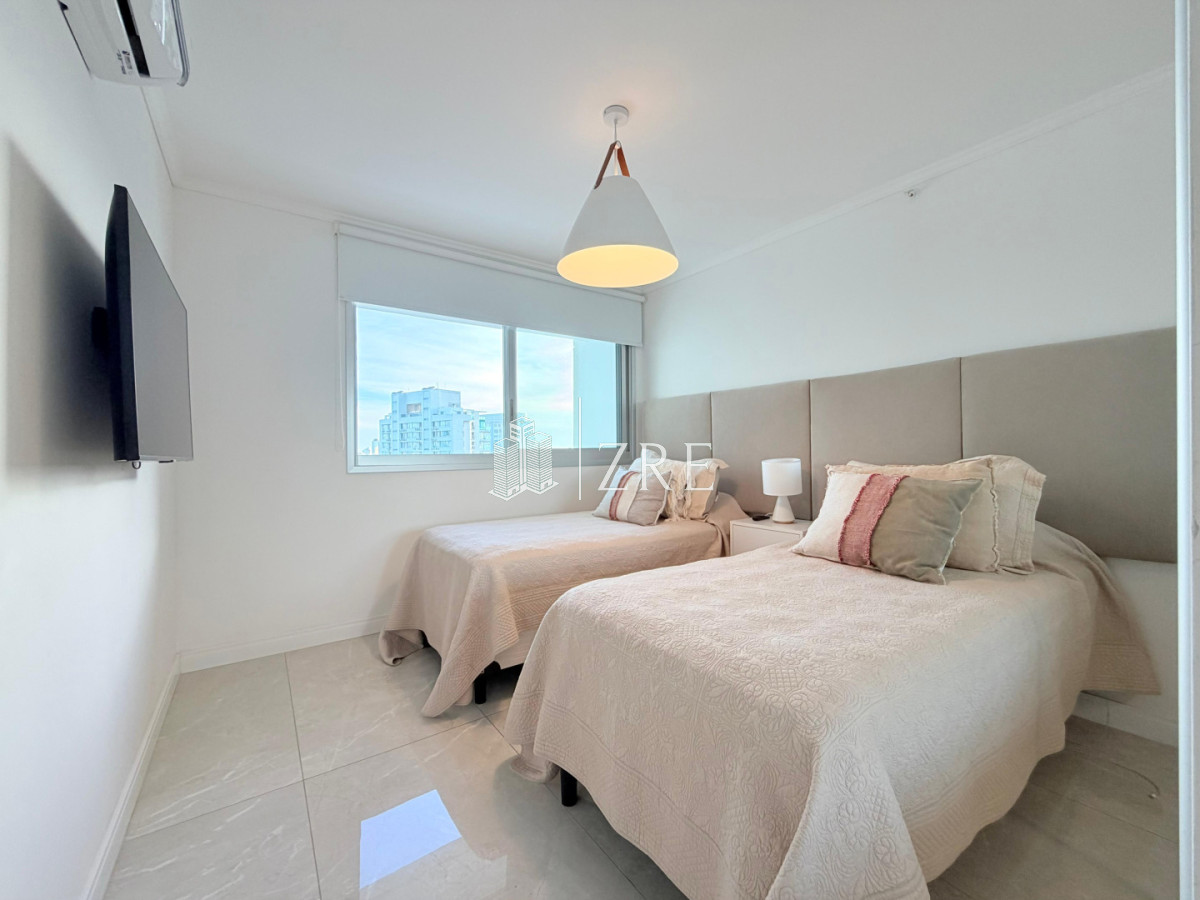 Apartamento ID.1266 - Venta apartamento 2 dormitorios en Mansa Punta del Este