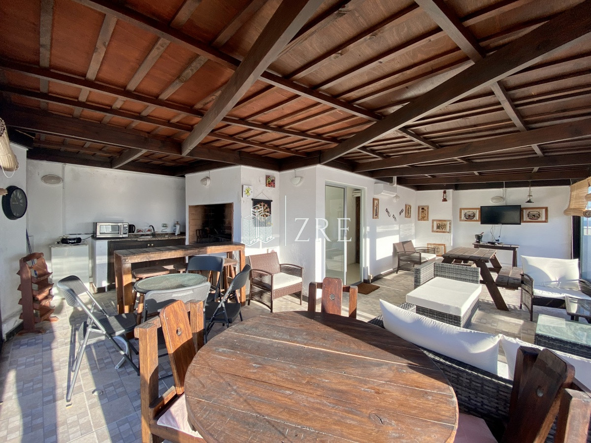 Apartamento ID.374 - Venta apartamento Penthouse primera linea de Playa Mansa!