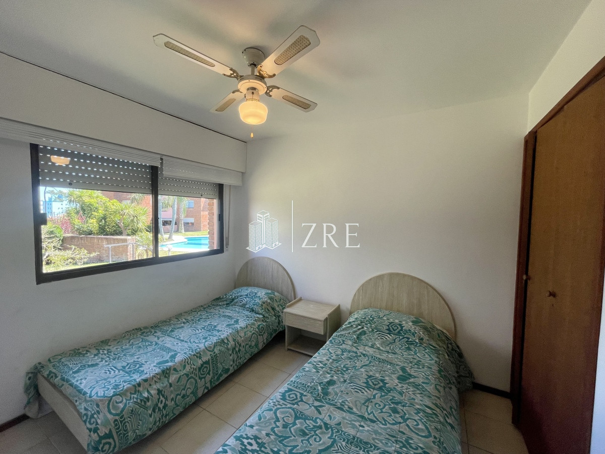 Apartamento ID.188 - Venta Oportunidad Departamento - 3 dormitorios - Playa Mansa - Punta Del Este