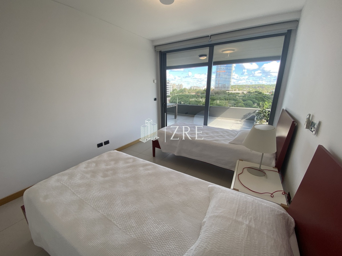 Apartamento ID.362 - Venta planta semipiso en Tiburón Terrazas Barra