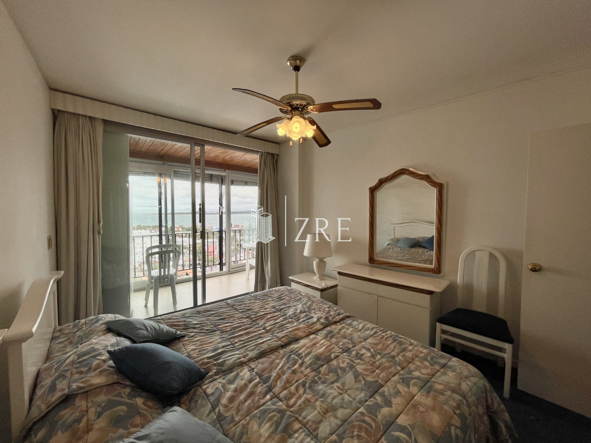 Apartamento ID.237 - Venta Departamento con espectacular vista a isla Gorriti