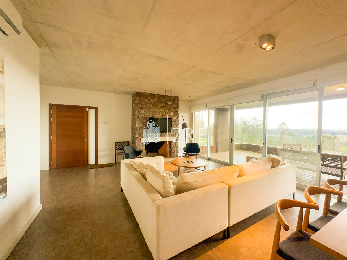 Apartamento ID.574 - Venta Apartamento Punta Ballena, Punta del este 