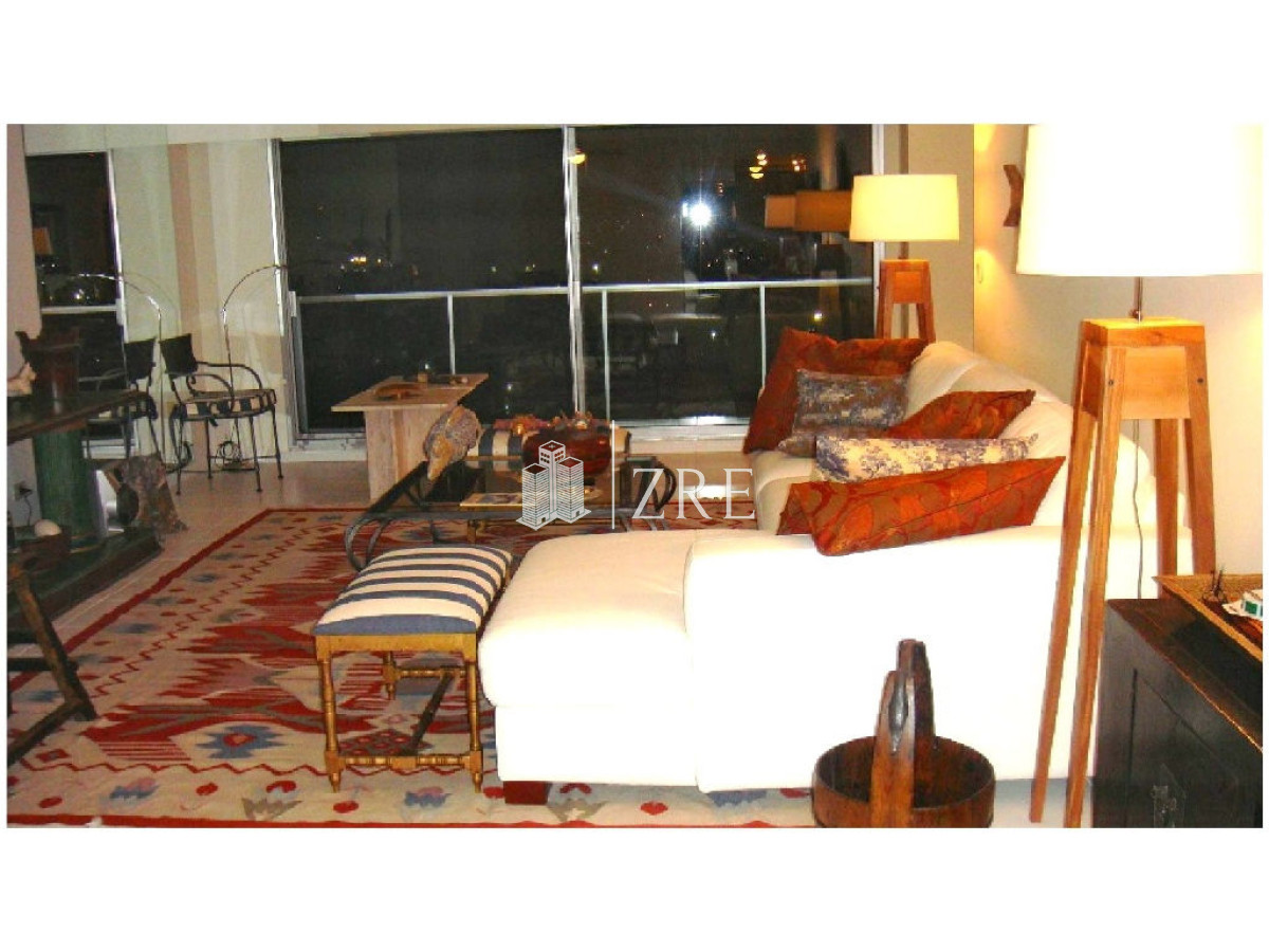 Apartamento ID.422 - Venta Apartamento en Brava, 3 dormitorios *
