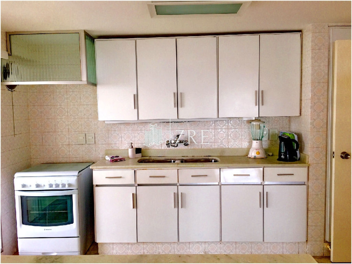 Apartamento ID.408 - Venta Apartamento en venta, primera playa mansa.