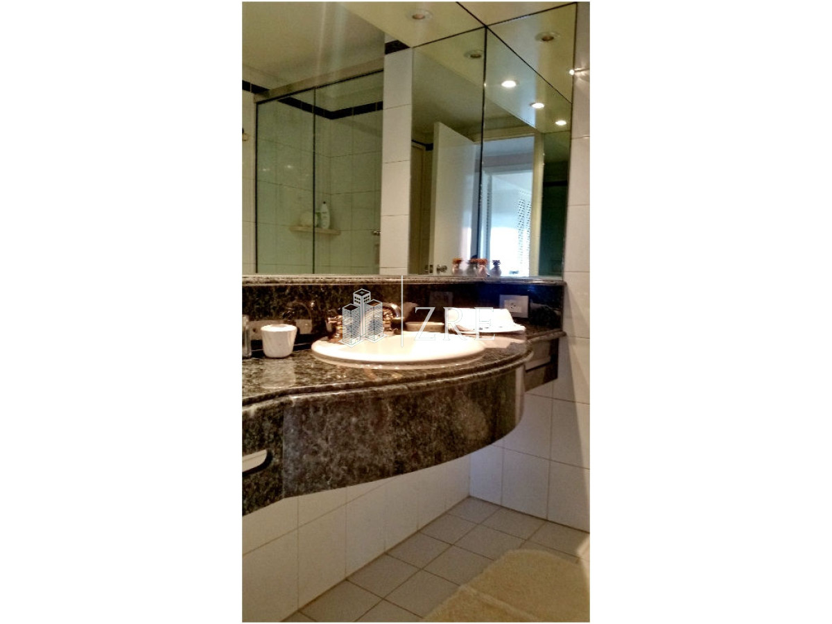 Apartamento ID.408 - Venta Apartamento en venta, primera playa mansa.