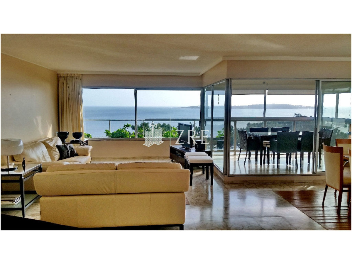 Apartamento ID.408 - Venta Apartamento en venta, primera playa mansa.