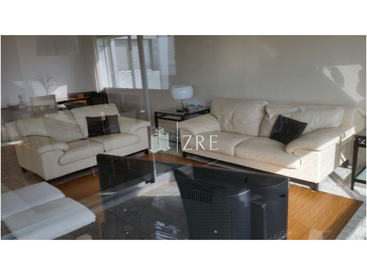 Apartamento ID.408 - Venta Apartamento en venta, primera playa mansa.